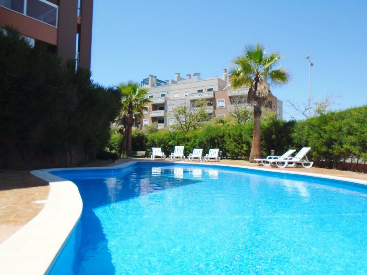 Beautiful Apartment Litoralmar Portimao Bagian luar foto